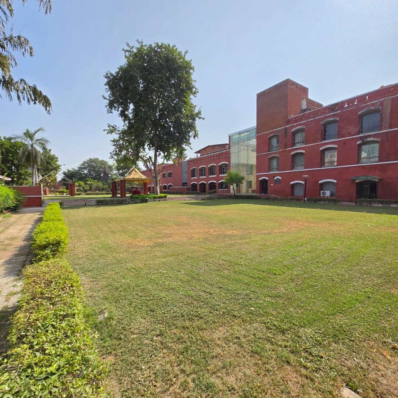 The Sky Imperial, Gandhinagar Hotel Exterior photo